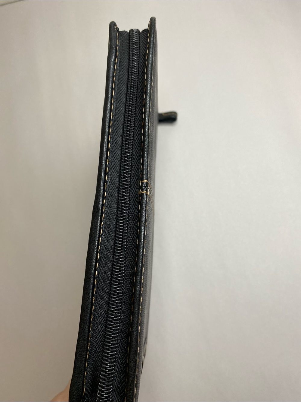 Fossil Black Leather Tech Zip Case Notebook Pad Holder 6”X 8.75” - Picture 7 of 8